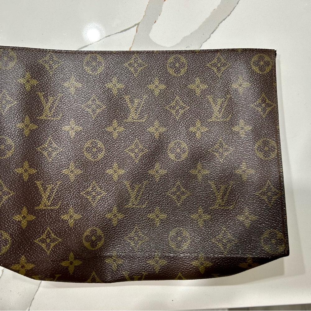Louis Vuitton Monogram Toiletry Pouch 26